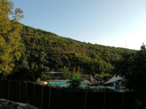 Le Petit Chateau